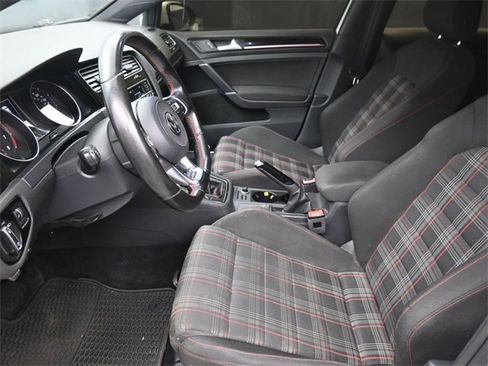 Used 2017 Volkswagen GTI S image 17