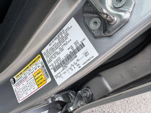 Used 2020 Ford Fusion SEL FWD image 23
