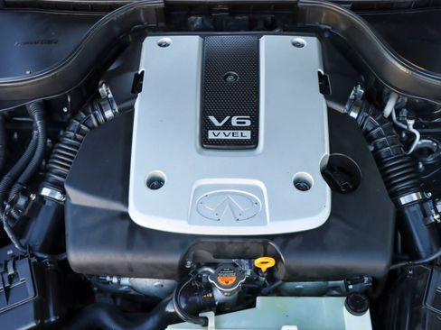 Used 2013 INFINITI G37 Journey w/ Premium Pkg image 40