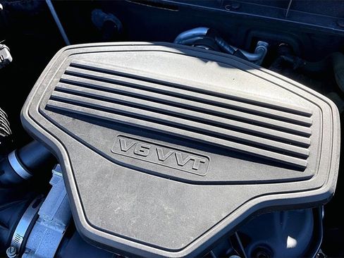 Used 2019 GMC Acadia SLT image 30