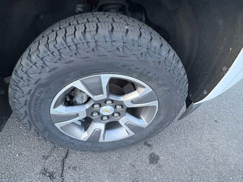 Used 2017 Chevrolet Colorado Z71 image 17