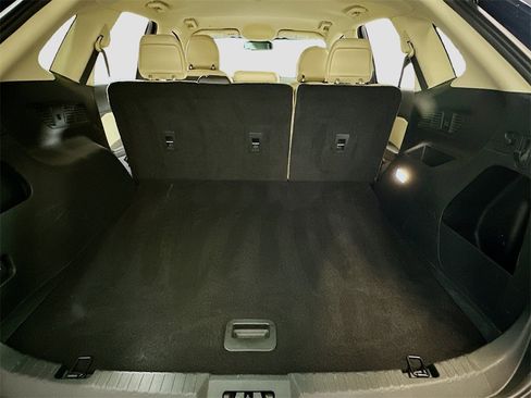 Used 2019 Ford Edge SEL w/ Equipment Group 201A image 28