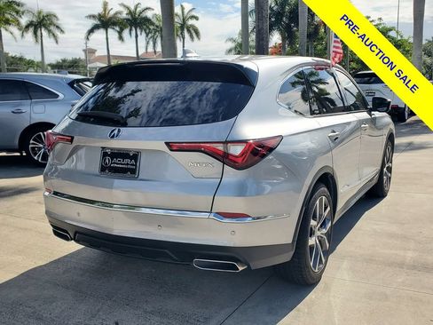 Used 2024 Acura MDX FWD w/ Technology Package image 7