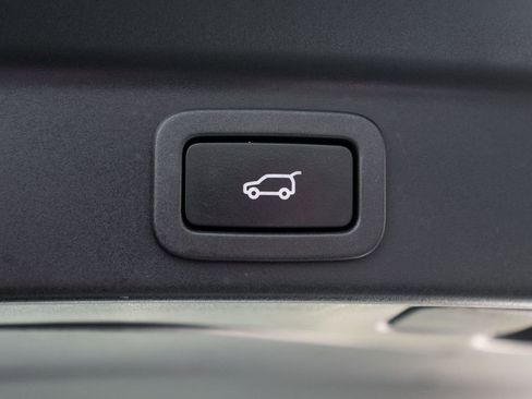 Used 2020 Jaguar F-PACE Premium AWD/4WD image 33