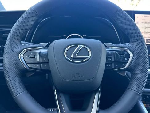 New 2026 Lexus TX 500h AWD image 24