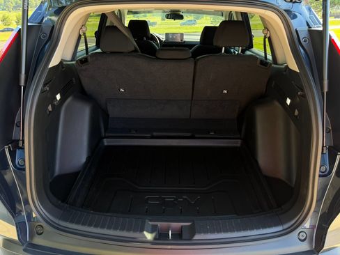 Certified 2025 Honda CR-V LX image 30