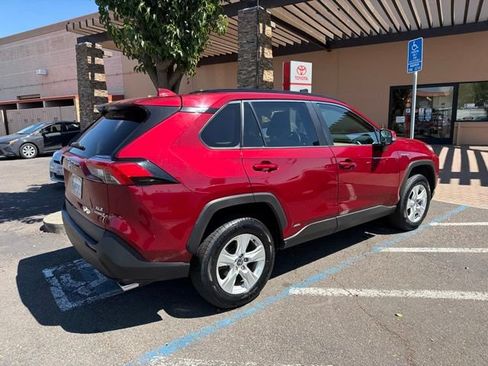 Certified 2021 Toyota RAV4 XLE AWD/4WD image 6
