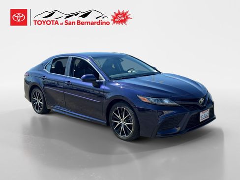 Certified 2021 Toyota Camry SE w/ Carpet Mat Package (TMS) image 7