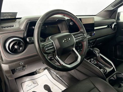 Used 2024 Chevrolet Colorado Z71 w/ Z71 Convenience Package 2 AWD/4WD image 9