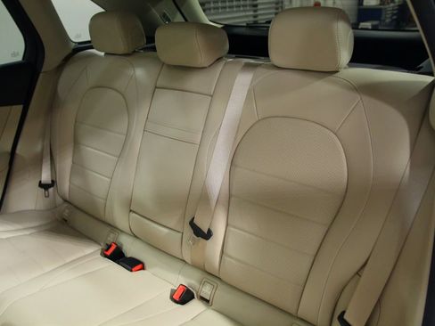 Certified 2021 Mercedes-Benz GLC 300 4MATIC image 30