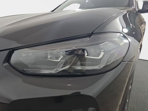 Certified 2024 BMW X4 M40i w/ Premium Package AWD/4WD image 33