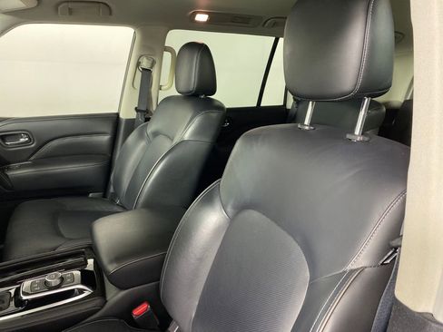 Used 2024 INFINITI QX80 Luxe image 9