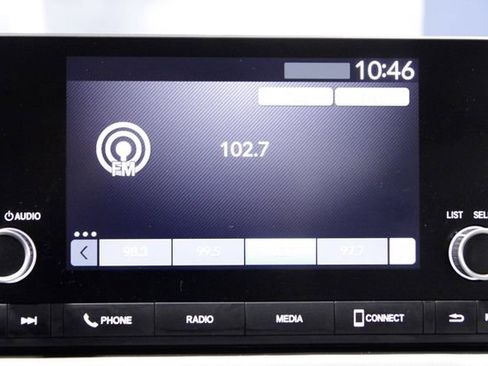 Certified 2024 Honda HR-V LX image 33