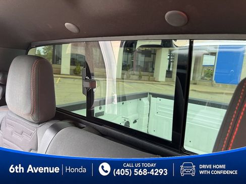 Used 2023 Nissan Frontier PRO-4X w/ Tow Package AWD/4WD image 26