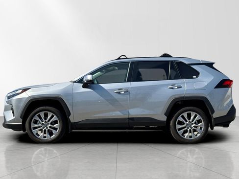 Used 2024 Toyota RAV4 XLE Premium FWD image 7