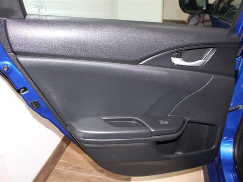 Used 2019 Honda Civic Sport image 28