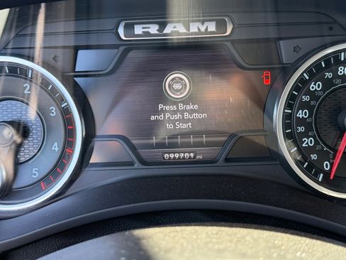 Used 2022 RAM 3500 Laramie AWD/4WD image 7