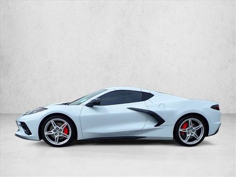 Used 2020 Chevrolet Corvette Stingray Preferred Cpe w/ 2LT Preferred Equipment Group RWD image 2