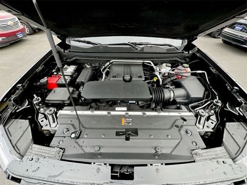 New 2025 GMC Canyon Elevation w/ Convenience Package image 23