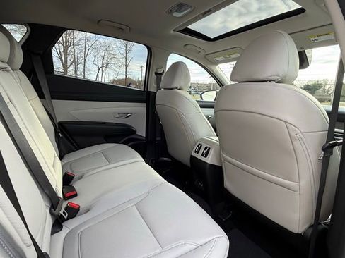 Used 2025 Hyundai Tucson SEL image 19
