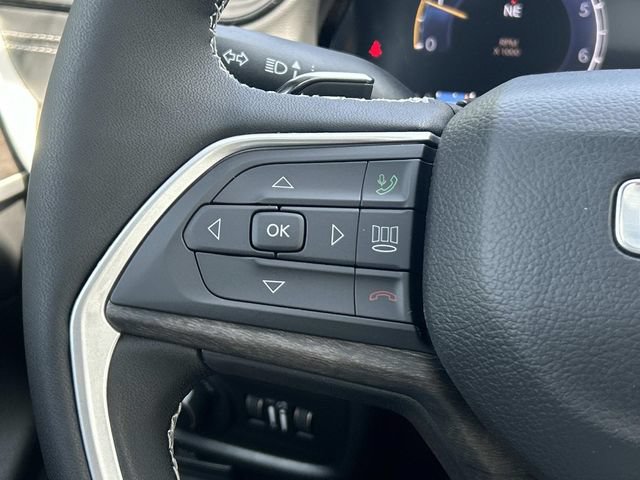 New 2026 Jeep Grand Cherokee Altitude AWD/4WD image 8