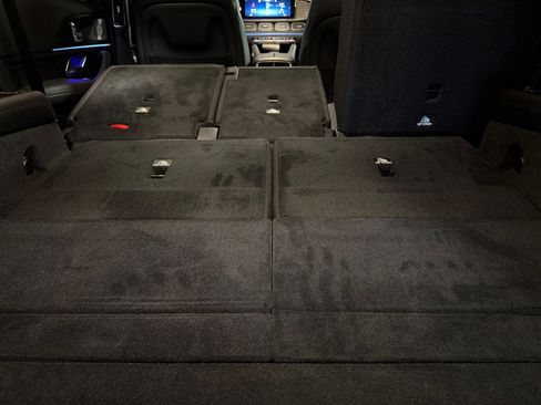New 2026 Mercedes-Benz GLS 450 4MATIC image 15