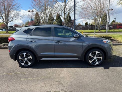 Used 2018 Hyundai Tucson Value image 8