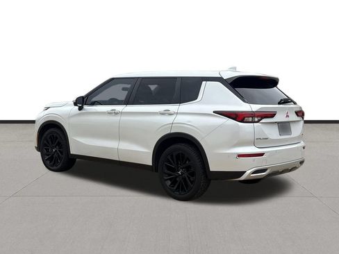 Used 2022 Mitsubishi Outlander SE FWD image 7