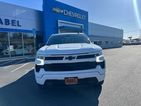 Used 2023 Chevrolet Silverado 1500 RST w/ Convenience Package II AWD/4WD image 2