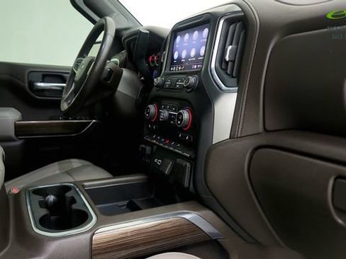 Used 2019 Chevrolet Silverado 1500 RST AWD/4WD image 36