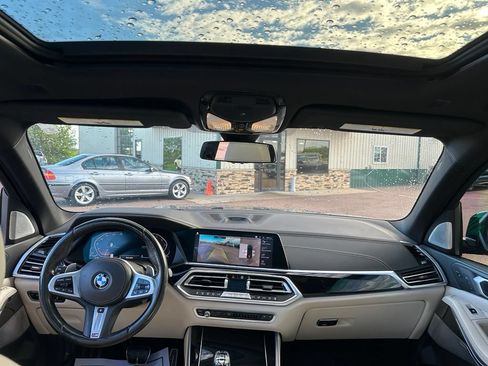 Used 2019 BMW X5 xDrive50i w/ M Sport Package AWD/4WD image 28