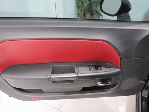 Used 2013 Dodge Challenger SXT RWD image 22