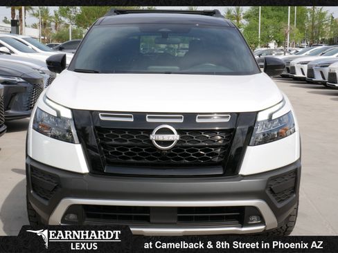 Used 2025 Nissan Pathfinder Rock Creek AWD/4WD image 15