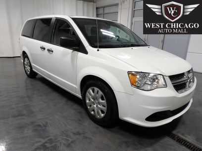 Used 2019 Dodge Grand Caravan SE w/ UConnect Hands-Free Group