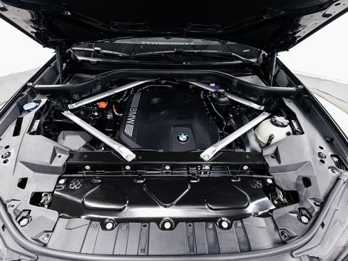 Used 2024 BMW X6 xDrive40i w/ Executive Package image 35