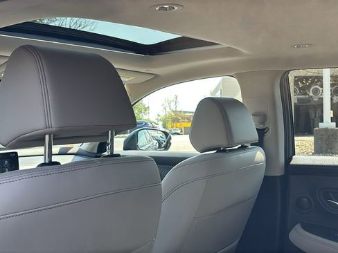 Certified 2025 Honda HR-V EX-L image 33