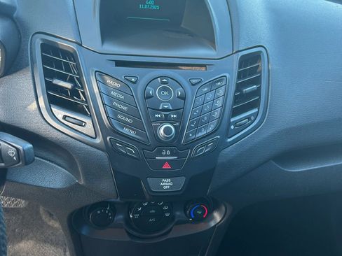 Used 2016 Ford Fiesta S image 10