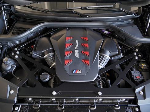 New 2026 BMW X5 M Competition w/ Executive Package AWD/4WD image 22