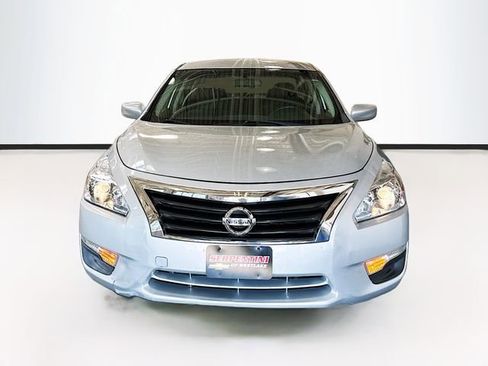 Used 2014 Nissan Altima 2.5 S FWD image 4