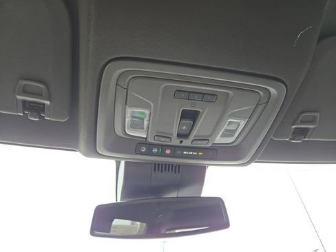 New 2026 GMC Sierra 1500 SLT image 27