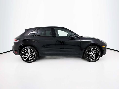 New 2026 Porsche Macan AWD/4WD image 8