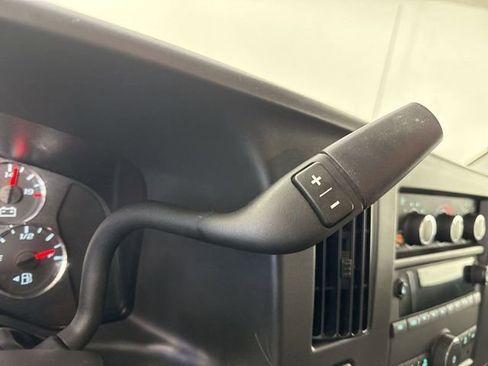Used 2024 Chevrolet Express 3500 LT w/ LT Preferred Equipment Group RWD image 20