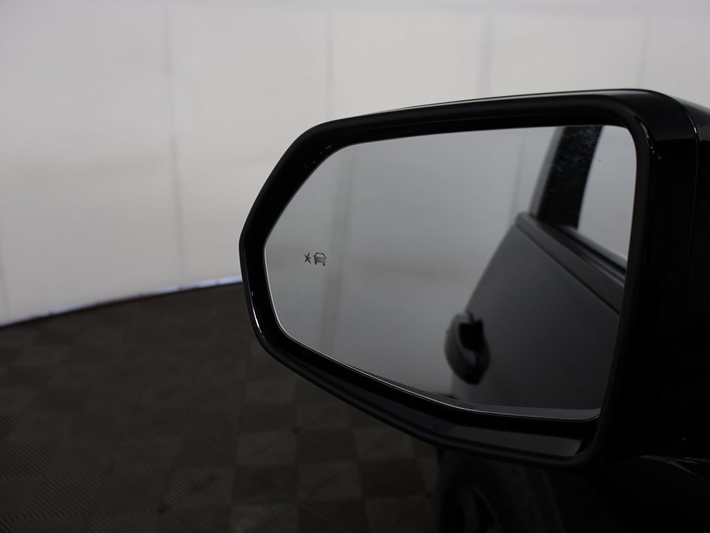 Used 2023 Chevrolet Blazer LT w/ Convenience Package FWD image 32