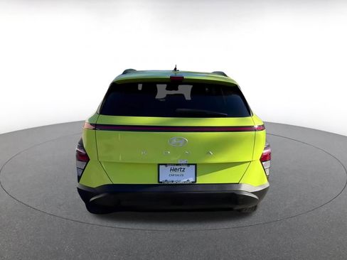 Used 2025 Hyundai Kona SEL image 12