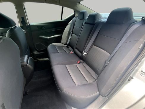 Used 2024 Nissan Altima 2.5 SV FWD image 20