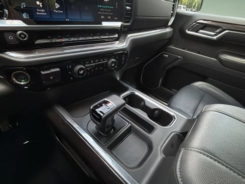 Used 2023 Chevrolet Silverado 1500 LTZ w/ LTZ Premium Package AWD/4WD image 14