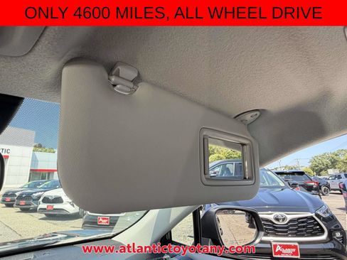 Used 2026 Toyota Corolla Cross L AWD/4WD image 29