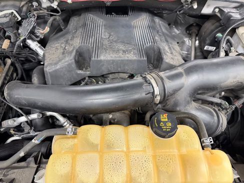 Used 2018 Ford F150 Lariat w/ Equipment Group 502A Luxury image 10