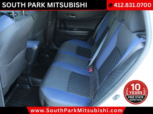 Used 2021 Toyota C-HR XLE FWD image 15
