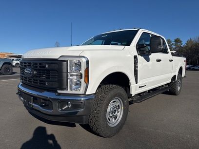 New 2026 Ford F350 XL w/ XL Off-Road Package